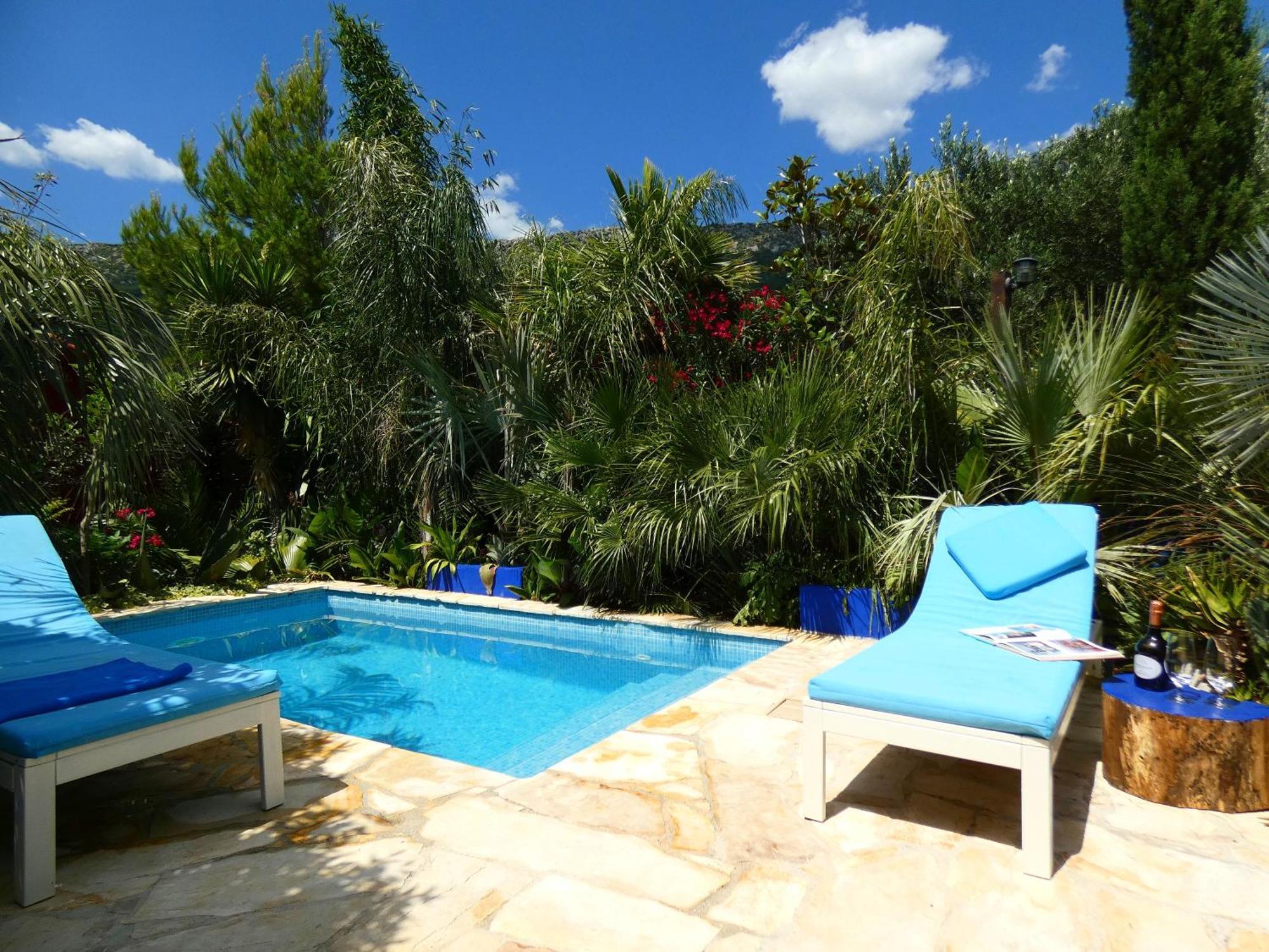 Villa Tropica, Total Privacy, Tropical Garden And Private Pool Kastela Exterior photo